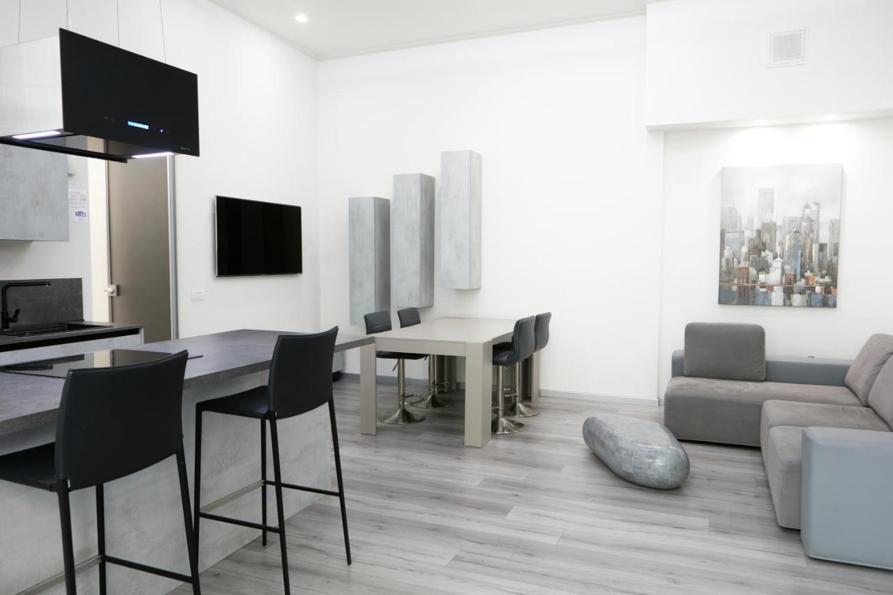 La Corte Luxury Apartment Milan Exterior photo